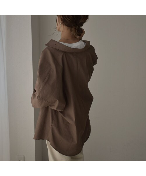 Lavish Gate（ラヴィッシュゲート）の「tops-04053　コットンルーズシャツ　エクリュ　ブラウン（シャツ/ブラウス・レディース・その他）」の5枚目の写真