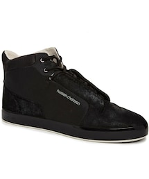 Hussein Chalayan（フセインチャラヤン）の「Puma by Hussein Chalayan