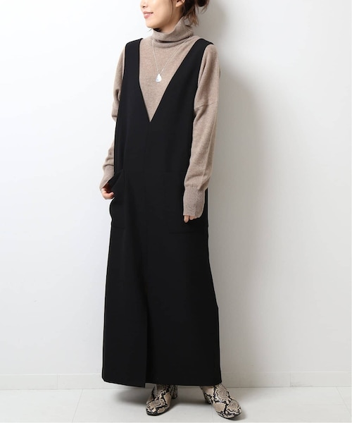 Spick & Span（スピックアンドスパン）の「ダブルクロスVネック