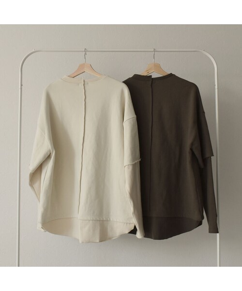 Lavish Gate（ラヴィッシュゲート）の「tops-04051　日本製　レイヤード風 切り替えスウェット　エクリュ　モカ（スウェット・レディース・その他）」の9枚目の写真