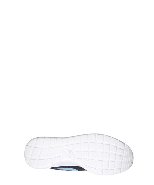 NIKE（ナイキ）の「Nike 'Roshe Run' Sneaker (Men)（スニーカー・メンズ・Sail/ Fuchsia/ Ash Grey/ Ash/Fuchsia/ Punch/ Ash/ Black/Anthracite/ Venom Green/ White/Military Blue/ Green/ White/Mica Green/ Venom Green/ White/Midnight Navy/ Blue/ Orange・11.5 M/11 M/7 M/10.5 M/10 M/9.5 M/6.5 M/9 M/8 M/13 M/7.5 M/12 M/8.5 M/15 M/14 M）」の2枚目の写真