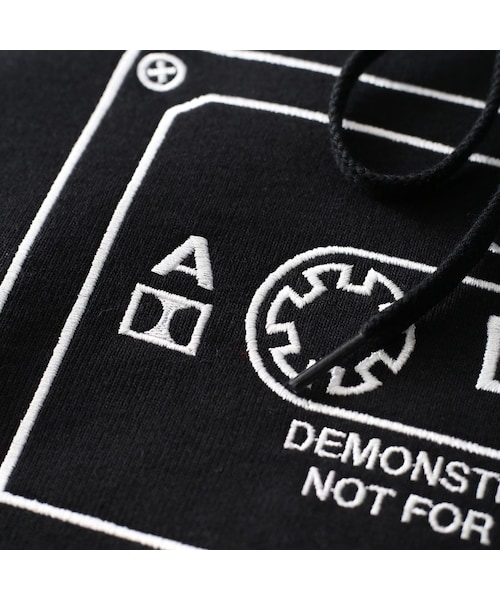 SHAREEF（シャリーフ）の「SHAREEF “CASSETTE TAPE” emb. BIG HOODIE(Black)（パーカー・メンズ・その他）」の4枚目の写真