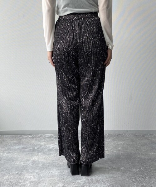 PAGEBOY（ページボーイ）の「【CORE】タペストリーパンツ（パンツ・レディース・ブラック/ブラウン・FREE）」の14枚目の写真