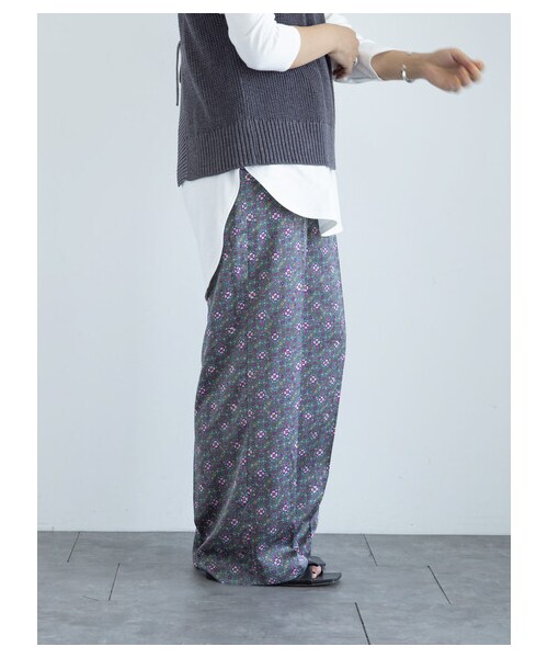 GARAGE OF GOOD CLOTHING（ガレージオブグッドクロージング）の「プリントパンツ3（パンツ・グレー/ブラック・F）」の3枚目の写真