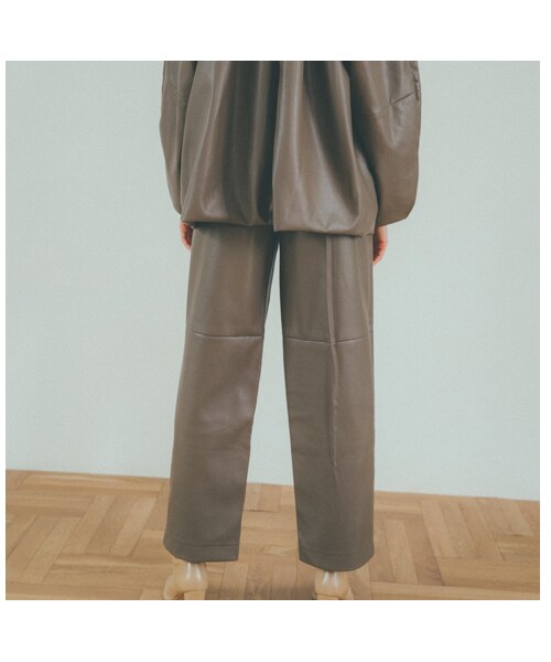 CLANE（クラネ）の「CLANE クラネ “FAKE LEATHER H/W PANTS” フェイク