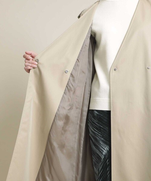 Dessin de Mode（デッサンドモード）の「ノーカラートレンチコート