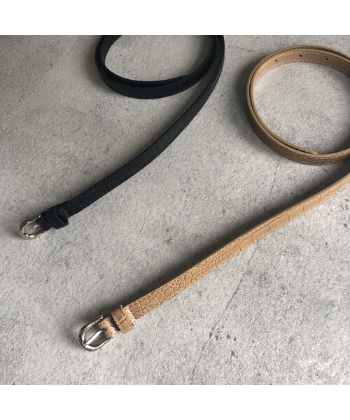 copine(コピン)の「シンプルクロコ型押し細ベルト(2color)【クリックポスト対象商品】(ベルト・レディース・その他)」の6枚目の写真