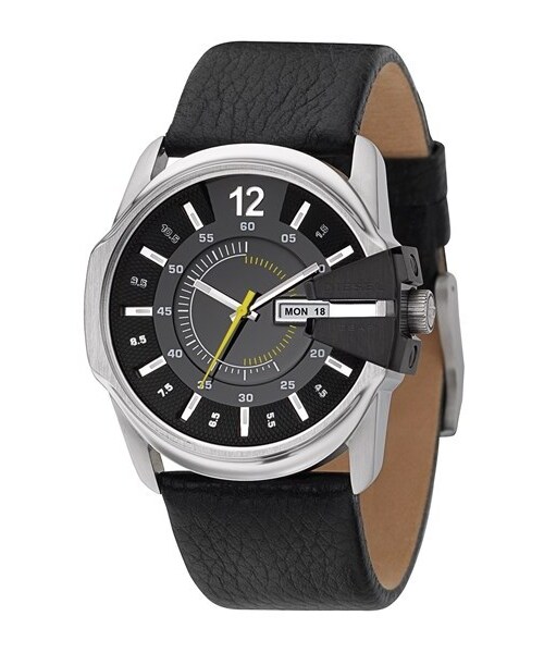 DIESEL（ディーゼル）の「DIESEL® 'Master Chief' Leather Strap Watch, 45mm（アナログ腕時計