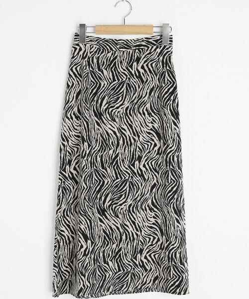 DHOLIC(ディーホリック)の「フレアゼブラパターンスカート(スカート・レディース・ベージュ/ブラウン/ホワイト・FREE)」の1枚目の写真