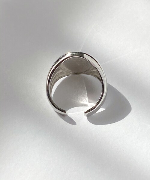 BOYSHE（ボーイシー）の「Silver925製 ブラックラウンドBIGリング【E0022】（リング・レディース・その他）」の5枚目の写真