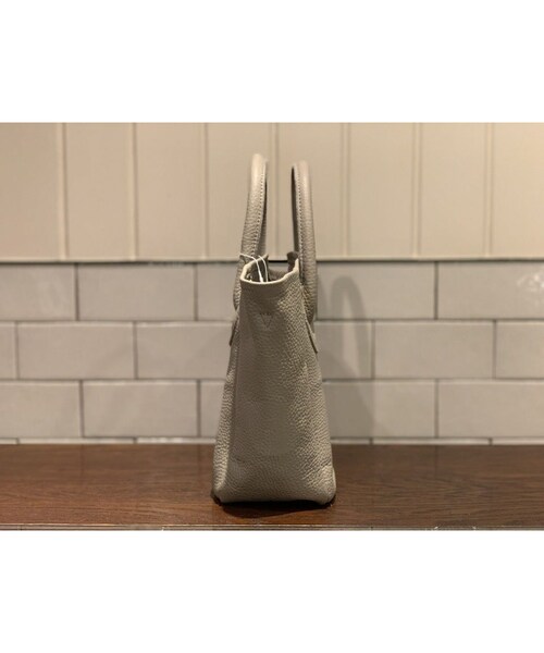 YOUNG&OLSEN The DRYGOODS STORE(ヤングアンドオルセン)の「YOUNG&OLSEN / PETITE LEATHER TOTE BAG(ハンドバッグ・レディース・その他)」の5枚目の写真