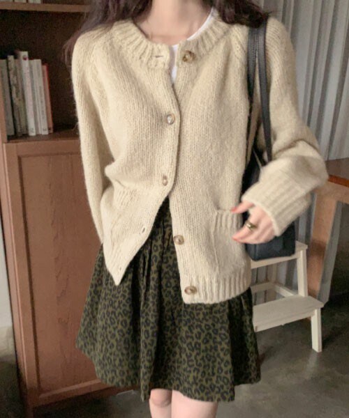 DHOLIC STYLE（ディーホリックスタイル）の「[URBANROSY] アルパカブレンドニットカーディガン（カーディガン/ボレロ・レディース・イエロー/ベージュ/グリーン/ピンク・FREE）」の2枚目の写真