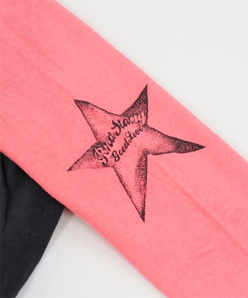 RNA（アールエヌエー）の「ハートEYEスカル配色ラグランTシャツ（トップス・レディース・オフホワイト×スミクロ/スミクロ×チェリーピンク/杢グレー×アクアブルー・M）」の10枚目の写真