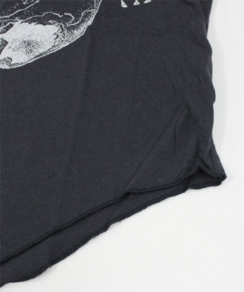 RNA（アールエヌエー）の「ハートEYEスカル配色ラグランTシャツ（トップス・レディース・オフホワイト×スミクロ/スミクロ×チェリーピンク/杢グレー×アクアブルー・M）」の9枚目の写真