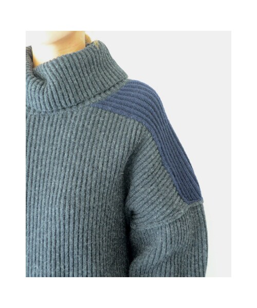 REKISAMI（レキサミ）の「配色ニットタートル（その他・レディース・ダークグレー(D,Gray)/グレー(Gray)・size 36）」の7枚目の写真