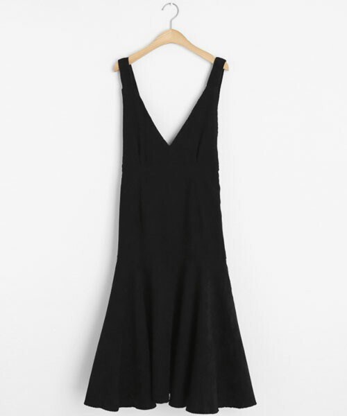 DHOLIC（ディーホリック）の「コーデュロイスリーブレスワンピース（ワンピース・レディース・ベージュ/ブラック/ブラウン・FREE）」の2枚目の写真