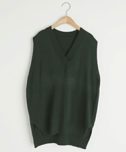 DHOLIC（ディーホリック）の「Vネックスリットベスト（ベスト・レディース・ブラック/グリーン/ブルー/ブラウン/ベージュ・FREE）」の4枚目の写真