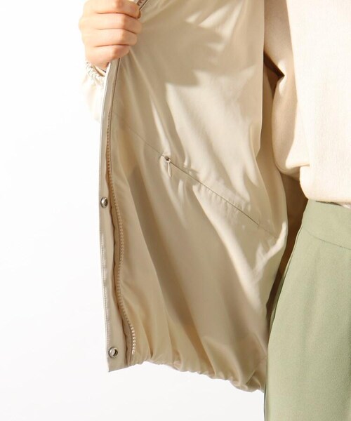 OZOC(オゾック)の「リバーシブルダウン(ジャケット/アウター・レディース・ブラック(019)/ナチュラル(050)/グレー(012)・38(M)/40(L))」の11枚目の写真