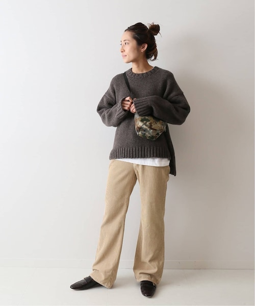 FRAMeWORK（フレームワーク）の「SILTE MOULINE OVERSIZED CREWNECK SWEATER◆（トップス・グレーA/フリー/在庫あり）」の2枚目の写真