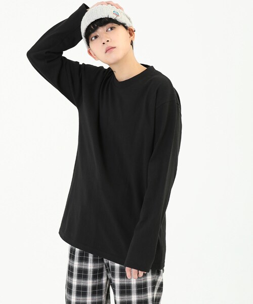 BOYSHE（ボーイシー）の「シンプルロングTシャツ オーバーサイズカットソー　ブラック（Tシャツ/カットソー・レディース・その他）」の7枚目の写真