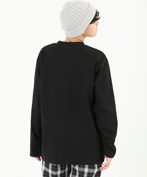 BOYSHE（ボーイシー）の「シンプルロングTシャツ オーバーサイズカットソー　ブラック（Tシャツ/カットソー・レディース・その他）」の8枚目の写真