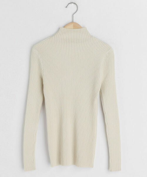 DHOLIC（ディーホリック）の「リブハイネックニット（ニット/セーター・レディース・ホワイト/ブラック/ベージュ/ブラウン/グレー・FREE）」の5枚目の写真