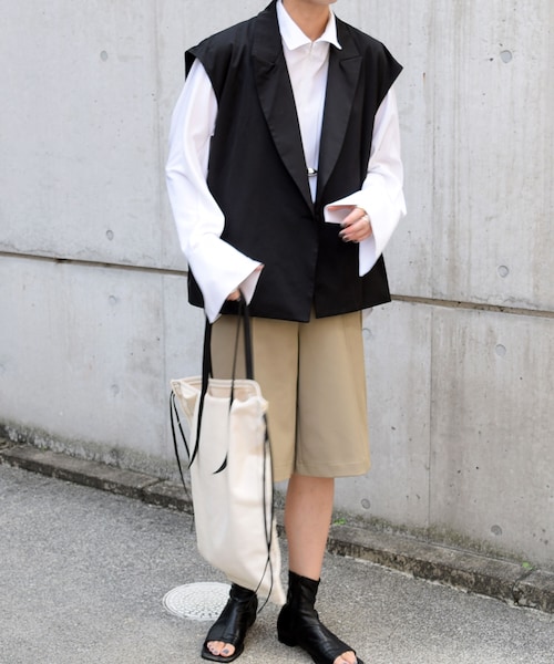 no brand（ノーブランド）の「バックタックスリーブレスナイロンJK（ナイロンジャケット・レディース・その他）」の7枚目の写真