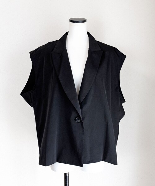 no brand（ノーブランド）の「バックタックスリーブレスナイロンJK（ナイロンジャケット・レディース・その他）」の13枚目の写真