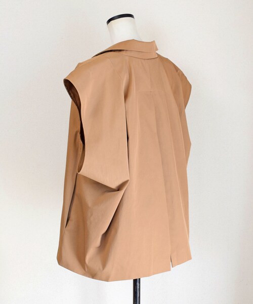 no brand（ノーブランド）の「バックタックスリーブレスナイロンJK（ナイロンジャケット・レディース・その他）」の12枚目の写真