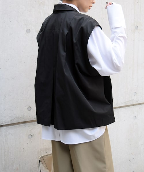 no brand（ノーブランド）の「バックタックスリーブレスナイロンJK（ナイロンジャケット・レディース・その他）」の9枚目の写真