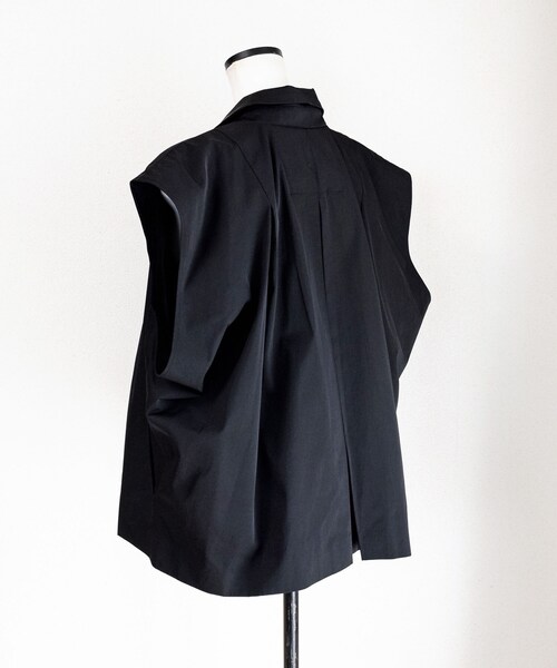 no brand（ノーブランド）の「バックタックスリーブレスナイロンJK（ナイロンジャケット・レディース・その他）」の15枚目の写真