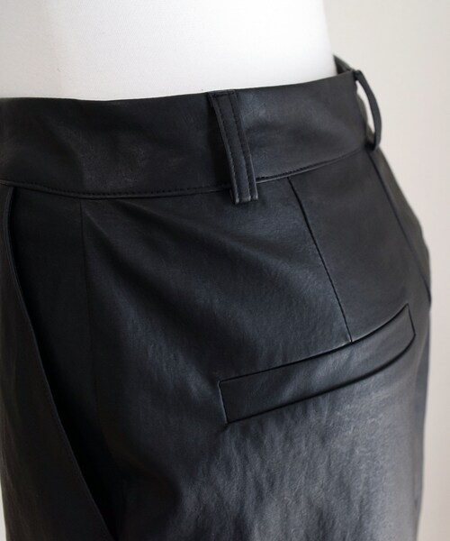 no brand(ノーブランド)の「エコレザーバミューダPT(その他パンツ・レディース・その他)」の14枚目の写真