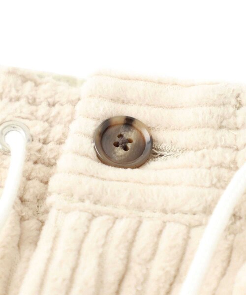 FACCIES(ファチーズ)の「CORDUROY HEAVY WIDE PANTS(パンツ・メンズ・IVORY/BLACK・1/2)」の15枚目の写真