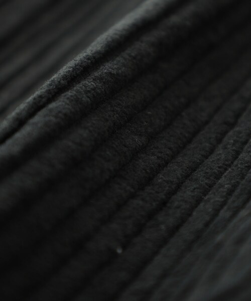 FACCIES(ファチーズ)の「CORDUROY HEAVY WIDE PANTS(パンツ・メンズ・IVORY/BLACK・1/2)」の11枚目の写真