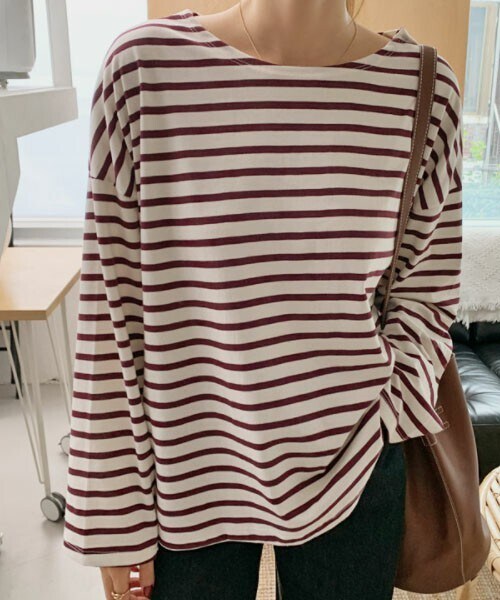 DHOLIC STYLE（ディーホリックスタイル）の「[ontheriver] ボーダー長袖Tシャツ（Tシャツ/カットソー・レディース・ベージュ/ブラック/レッド/ブルー・FREE）」の4枚目の写真