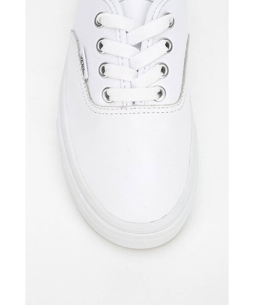 VANS（バンズ）の「Vans Authentic White Leather Women‘s Low-Top Sneaker（スニーカー・レディース・WHITE・8/7/9/6/10）」の3枚目の写真
