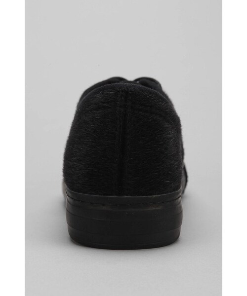 URBAN OUTFITTERS（アーバンアウトフィッターズ）の「Mosson Bricke Stacked CVO Pony Hair Trainer Sneaker（スニーカー・メンズ・GREY/BLACK・10/10.5/8/9/12/13/11/9.5）」の2枚目の写真