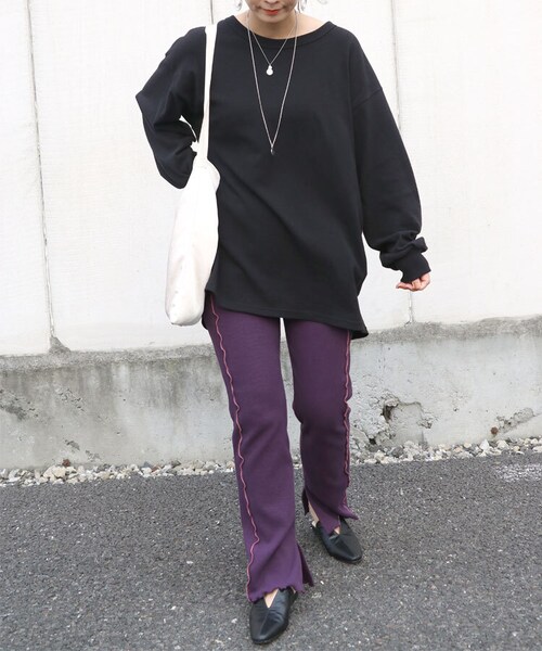 Sheson（シーズン）の「バイカラーメロウリブスリットパンツ 商品番号：20717-02（その他パンツ・レディース・パープル/ブラック/ベージュ・FREE）」の9枚目の写真