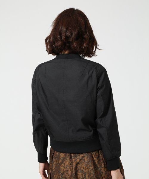 SQUOVAL（スクオーバル）の「シャンブレーオックスＭＡ－１（ジャケット/アウター・レディース・ブラック/ネイビー・FREE）」の4枚目の写真