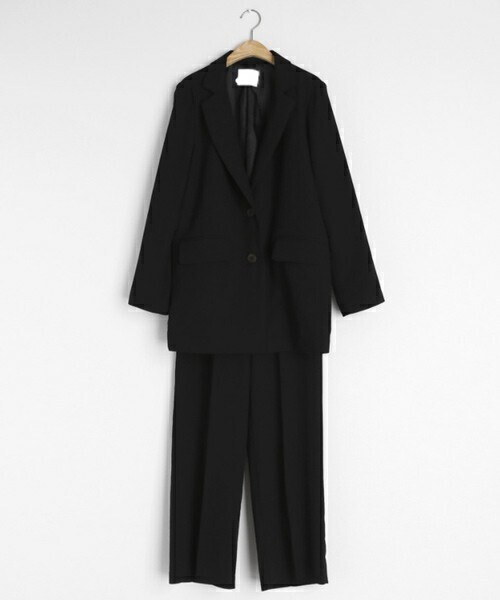 DHOLIC（ディーホリック）の「ツーボタンジャケット&スラックスSET（セットアップ・レディース・ピンク/ブラック/ベージュ・S/M）」の2枚目の写真