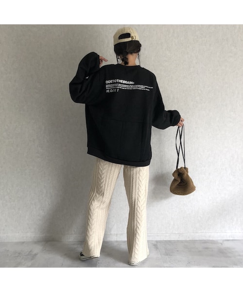 copine（コピン）の「再々入荷！ゆる可愛いオーバーサイズ！あったか裏起毛ロゴスウェット(3color)（スウェット・レディース・その他）」の6枚目の写真