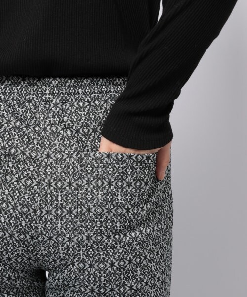 PAGEBOY（ページボーイ）の「キカガラジャガードカットパンツ（パンツ・レディース・ブラック/グレージュ・F）」の13枚目の写真