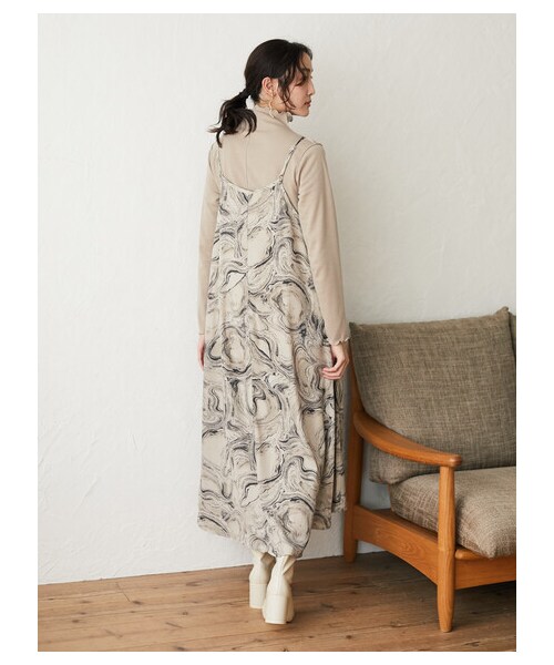 Green　Parks（グリーンパークス）の「・RAY CASSIN マーブルptキャミワンピース（ワンピース/ドレス・グレー/ピンク/ベージュ・F）」の3枚目の写真