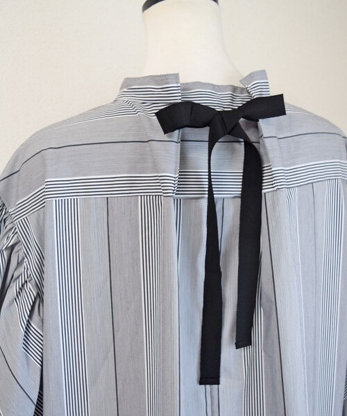 no brand(ノーブランド)の「バックリボンストライプバルーンスリ-ブBL(シャツ/ブラウス・レディース・その他)」の14枚目の写真