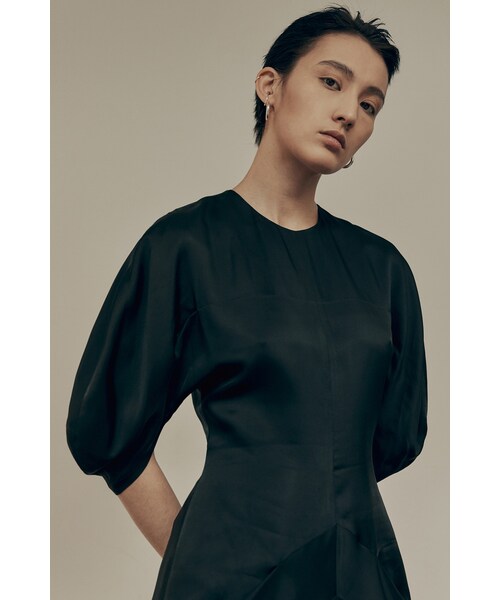 LOW CLASSIC（ロウ　クラシック）の「[20FW] MERMAID DRESS (BLACK)（その他・기타・S/M）」の2枚目の写真