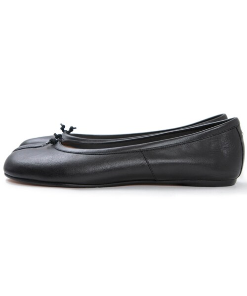 Maison Margiela(メゾンマルジェラ)の「'Tabi' ballet shoes(シューズ・レディース・BLACK/01/BROWN/20)」の4枚目の写真