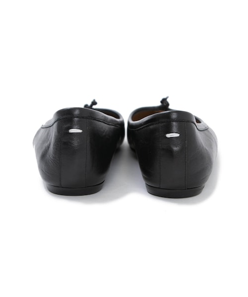 Maison Margiela(メゾンマルジェラ)の「'Tabi' ballet shoes(シューズ・レディース・BLACK/01/BROWN/20)」の3枚目の写真