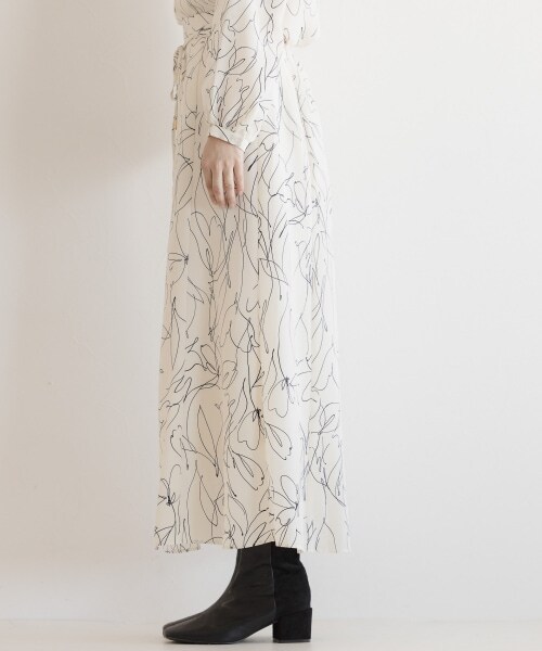 mysty woman（ミスティウーマン）の「【先行予約】線描き柄マーメイドスカート（スカート・レディース・アイボリー/ブラック/ブラウン・F）」の8枚目の写真