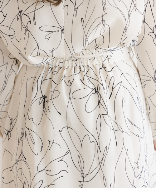 mysty woman（ミスティウーマン）の「【先行予約】線描き柄マーメイドスカート（スカート・レディース・アイボリー/ブラック/ブラウン・F）」の13枚目の写真