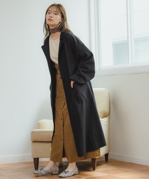 mysty woman(ミスティウーマン)の「【追加予約】ボリュームガウンコート(ジャケット/アウター・レディース・アイボリー/【WEB限定】ブラック/【WEB限定】ダークピンク/モカ/ブラウン/ブルーグレー・F)」の2枚目の写真